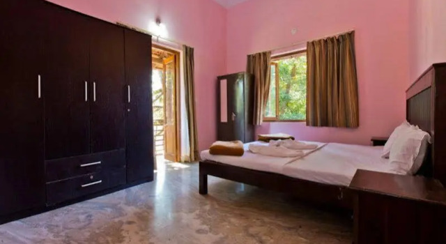 Villa Coconut Paradise, Book Villa Sommerhuse i Pernem, Hytte