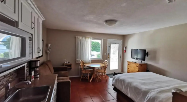Студия Sandy Beach Suites