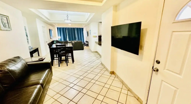 Spectacular 2 Bedroom Condo on Sandy Beach at Las Palmas Resort D-505 2 Condo by RedAwning, Prenota Resort Hotel a Sonora con parcheggio, Parcheggio