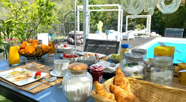 Номер Standard VILLA COLINA Cannes Mandelieu