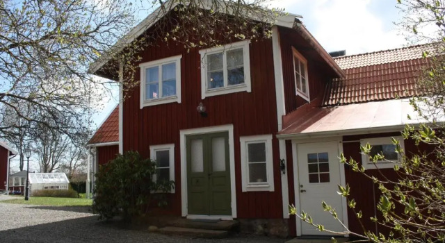 Вилла Ladugårdens Pub & Sal