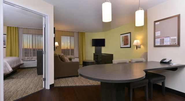 Люкс c 1 комнатой Candlewood Suites Casper by IHG