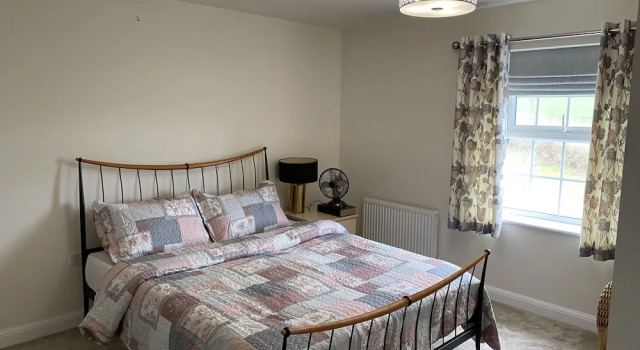 Charming 4-bed House in Grantham