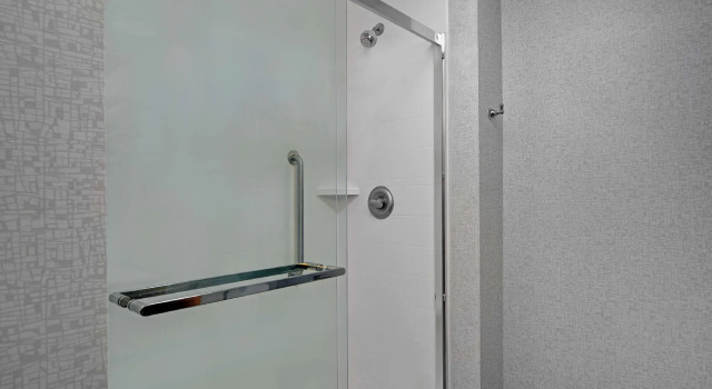 Четырёхместный номер Standard Hampton Inn Charlotte Monroe