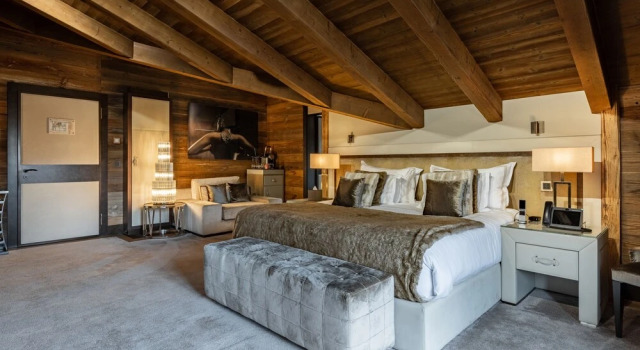 Двухместный полулюкс с балконом Ultima Hotel Gstaad
