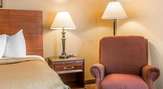 Двухместный номер Standard Quality Inn & Suites Middletown - Franklin