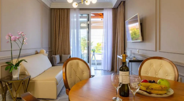 Ormos Luxury Suites Ammos