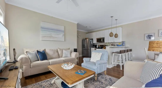 Residence 201N, Varaa Hotelli Hotellit Wildwoods Beach uima-altaalla, Uima-allas
