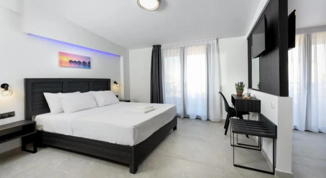 Suite Asteras Studios