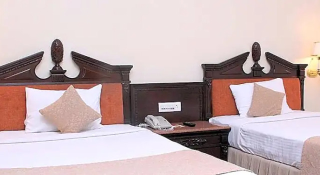Двухместный номер Premier с красивым видом из окна Holiday Regency