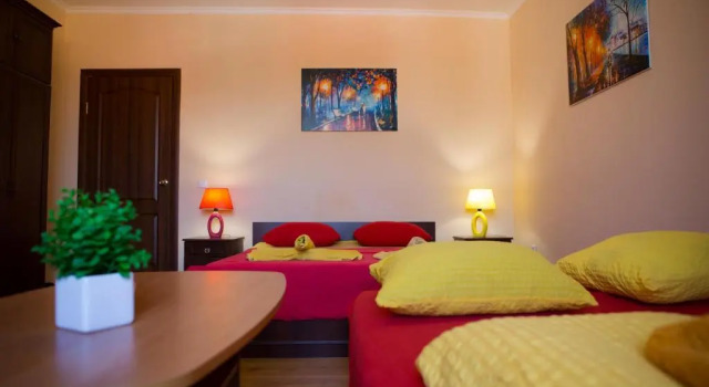 Best Apartment in the Center, Prenota Appartamento Hotel a Carpathians - Ukraine con parcheggio, Parcheggio