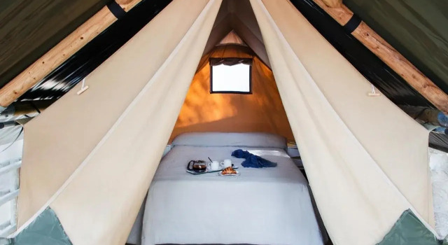 Camping Estival Torre de la Mora, 预订 酒店 塔玛里特 Tarragonès