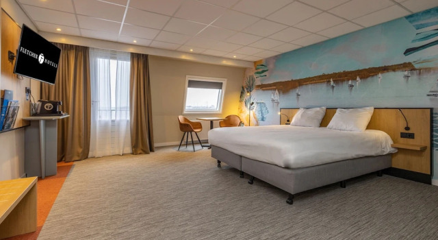 Двухместный номер Comfort с балконом и с видом на озеро Fletcher Hotel Restaurant Loosdrecht-Amsterdam