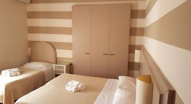 Трёхместный номер Standard Park Hotel