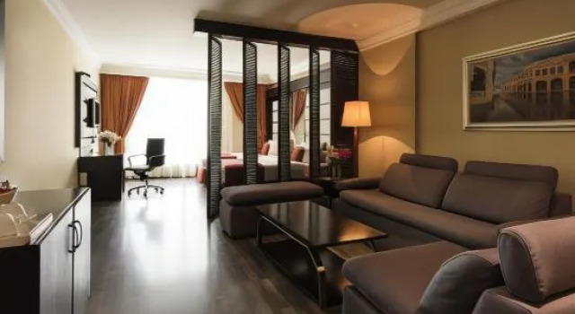 Suite junior doble Best Western Plus Doha