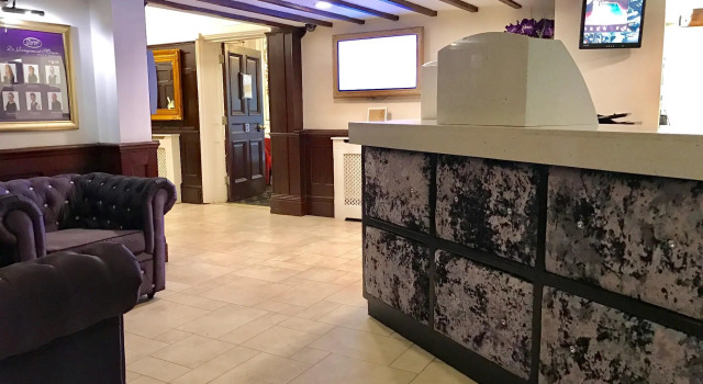De Rougemont Manor Hotel & Suites, Забронировать Отель Брентвуд Эссекс
