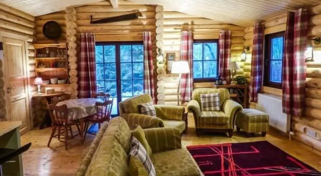 Wilderness Lodge, Varaa Lomakoti Mökit kohteessa Merseyside, Mökki