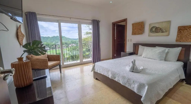 Апартаменты Ocean Terrace, Beachfront- A505