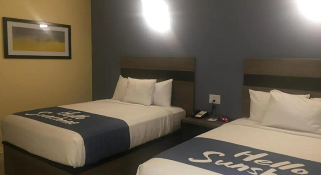 Czteroosobowe studio Days Inn by Wyndham Freeport