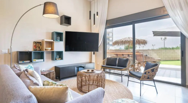 Deluxe AchzivBeach Apartment in Nahariya, Забронировать Апартаменты/квартира Нагария Западная Галилея, рядом с Национальный парк Ахцив