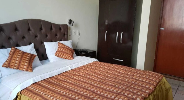 Suites Hotel José Félix, Buchen Sie Hotel Lince Lima