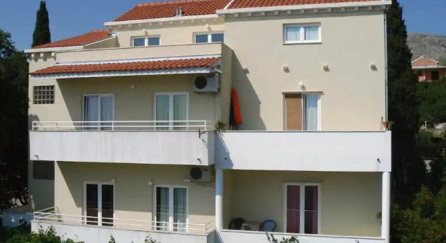 Apartments Zecevic