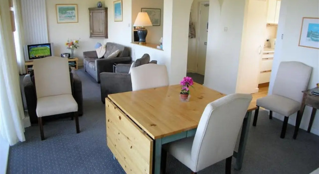 Croft Court 52, Забронировать Отель Тенби 