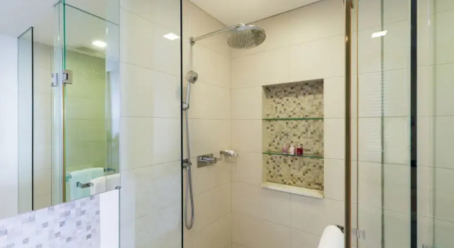 Номер Standard с 2 комнатами с балконом и с видом на океан The Heights Kata Seaview C1 near Kata Beach