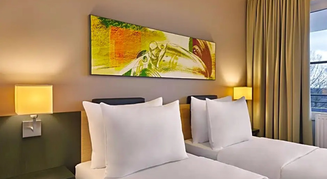Двухместный номер с балконом Nürburgring Motorsport Hotel