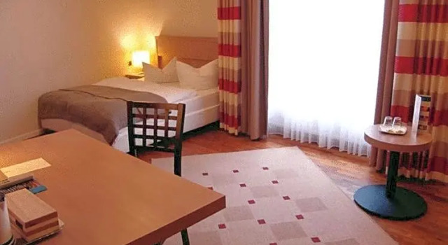 Апартаменты Hotel Sprenz