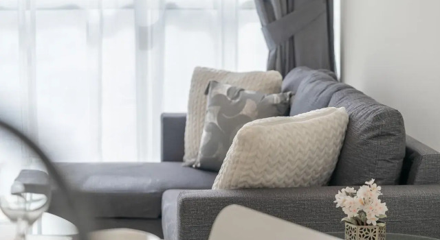 Flat With Amenities Included In Oudah Tower, Забронировать Отель Дубай Эмират Дубай, рядом с Meaisem City Centre