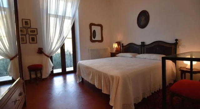 In Riva al Lago di Iseo Residenza Primo Piano, Buchen Sie Hotel Iseo Iseosee