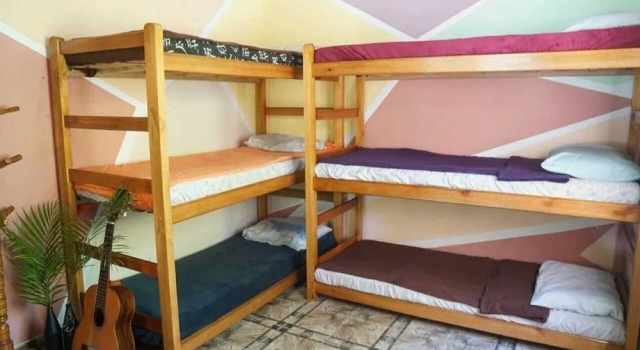 Hostel Tropico de Capricornio - Praia, Забронировать Хостел Отели Убатуба с парковкой, рядом с Praia do Itagua, Парковка