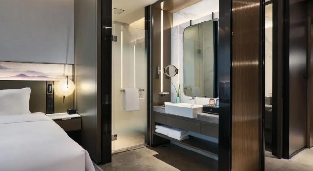 Premium dwuosobowy pokój Crowne Plaza Wuhan Development Zone by IHG