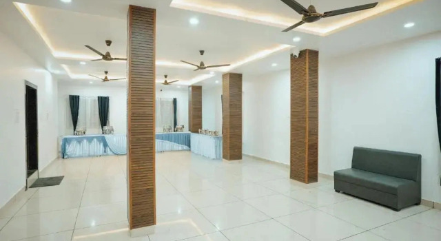Hotel Maya Elite, Забронировать Отель Бхопал штат Мадхья-Прадеш