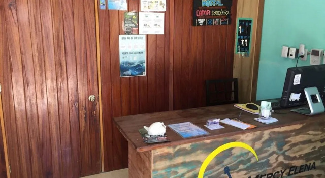 Hostal Mercy Elena - Hostel