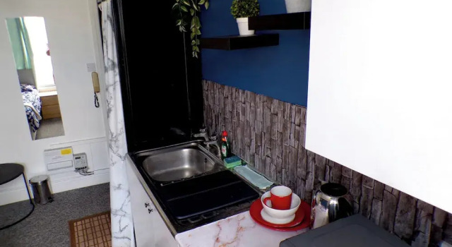 Santoriniapartmentwestkensingtonsleeps3-ensuite-ac