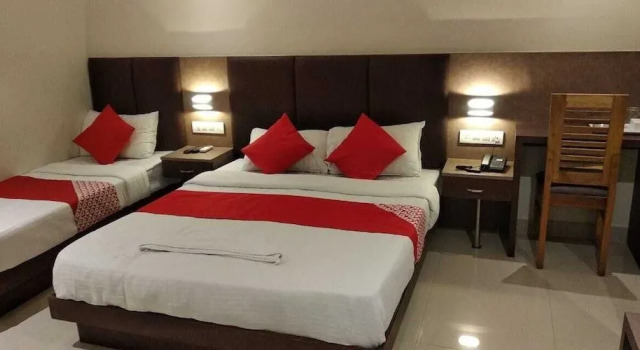 Hotel West Inn, Забронировать Отель Отели штата Махараштры с завтраком, Завтраки