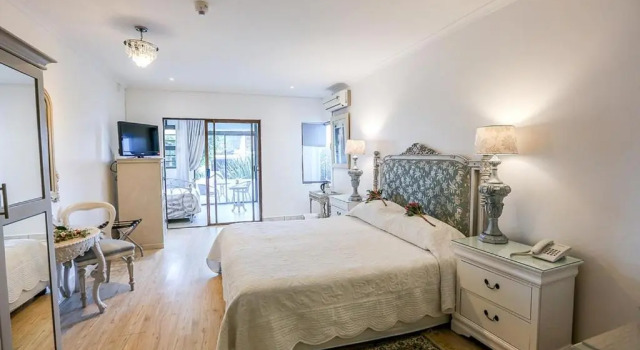 Семейный номер Standard с видом на сад Misty Waves Boutique Hotel