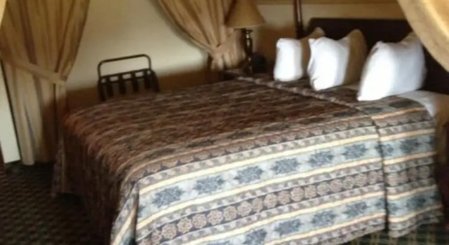 Номер Standard с видом на реку Auberge Montebello