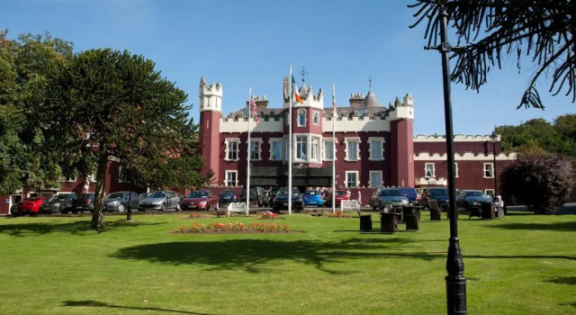 Семейный номер Standard Fitzpatrick Castle Hotel