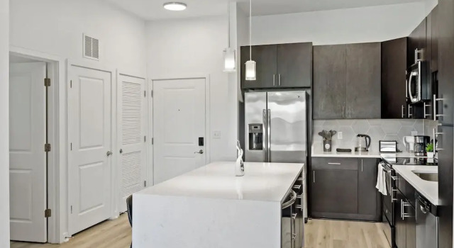 Апартаменты ROVE LIVING/KB - Midtown205