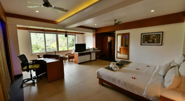 Люкс Presidential Chandys Windy Woods Munnar