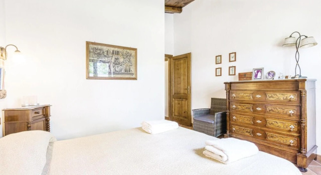 Tenuta Iacine, Book Hotel San Giovanni a Piro 