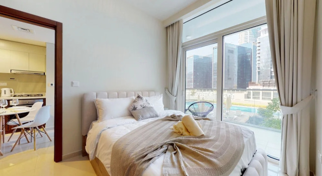 WelHome - Cozy 1BR With Private Balcony Steps From the Canal, Забронировать Апартаменты/квартира Даунтаун Дубай , рядом с Дубайский аквариум