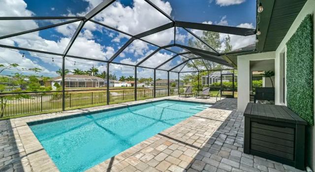 Коттедж Centrally Located Cape Coral Oasis on Fresh Water
