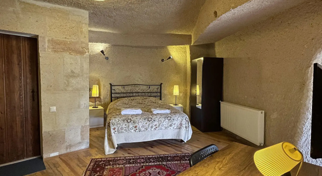 Karadut Cave Hotel