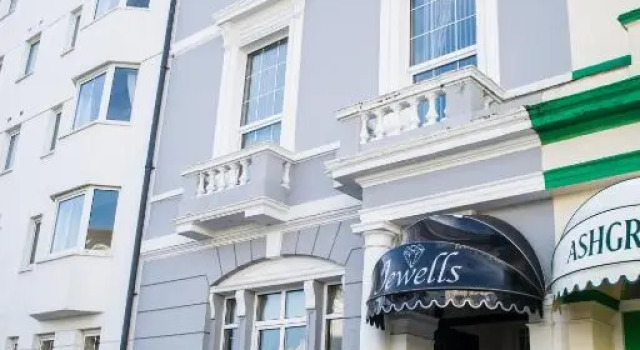 Jewells Guest Accommodation, Забронировать Гостевой дом Плимут Девон, рядом с Cathedral Church of St Mary and St Boniface