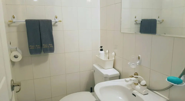 Семейный номер Standard с балконом Oikos Leisure Pension