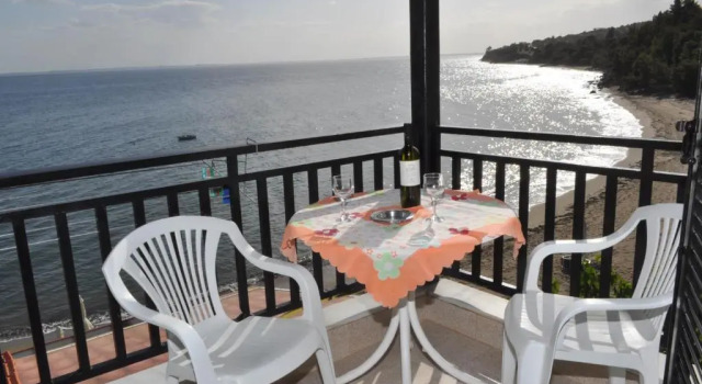 Giannis Maria Apartments, Book Apartment  